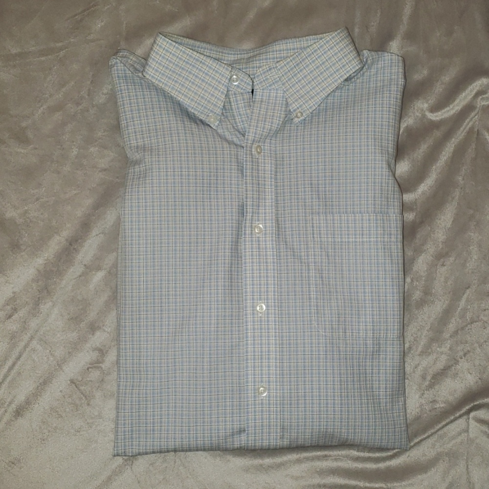 Jos A Bank Button Down LIKE NEW!!